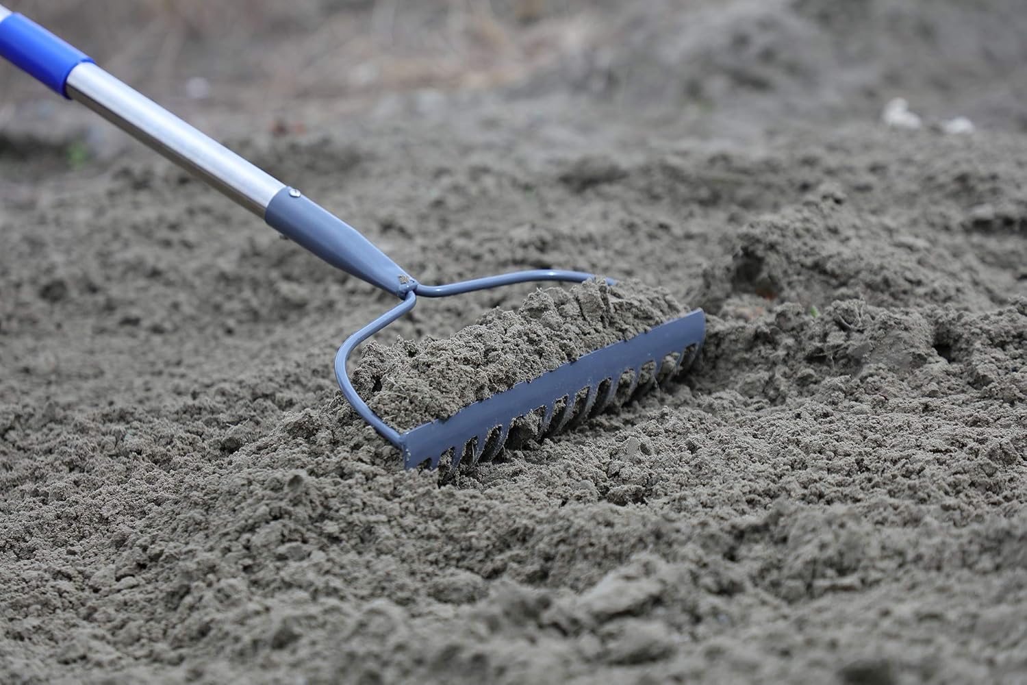 6 FT Heavy Duty Bow Rake, Pack of 2 M520984