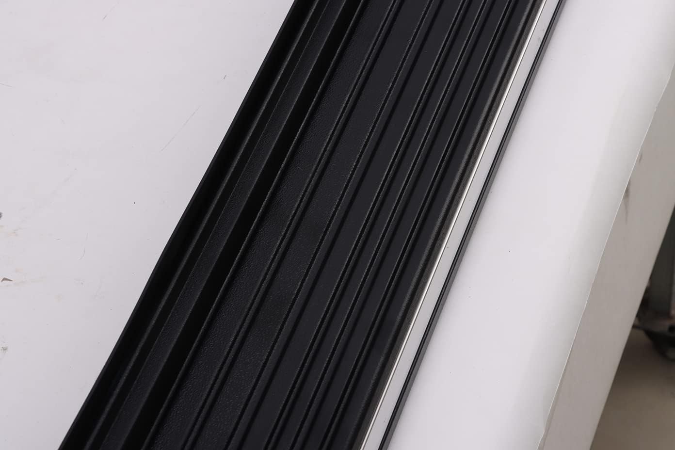 Side Steps Running Board Nerf Bar R1004