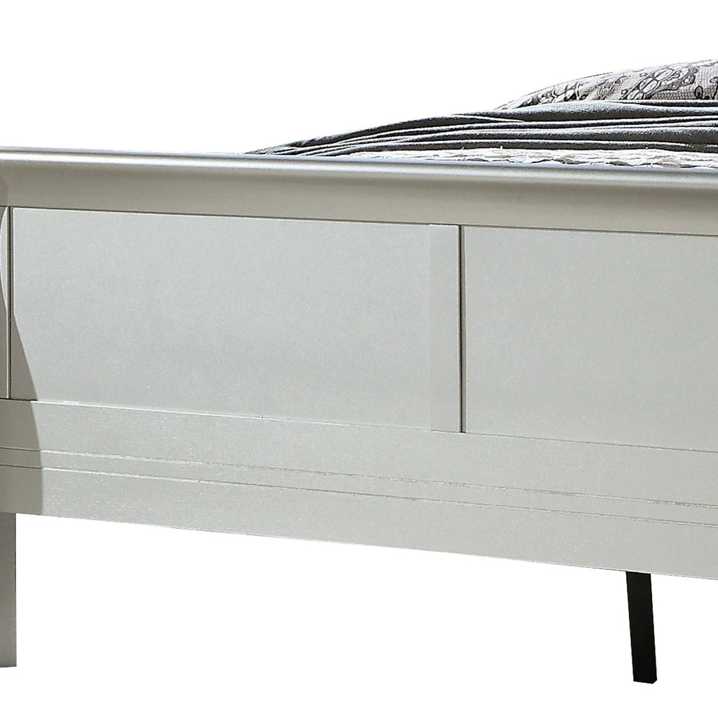 Silver Full Size Bed X38671