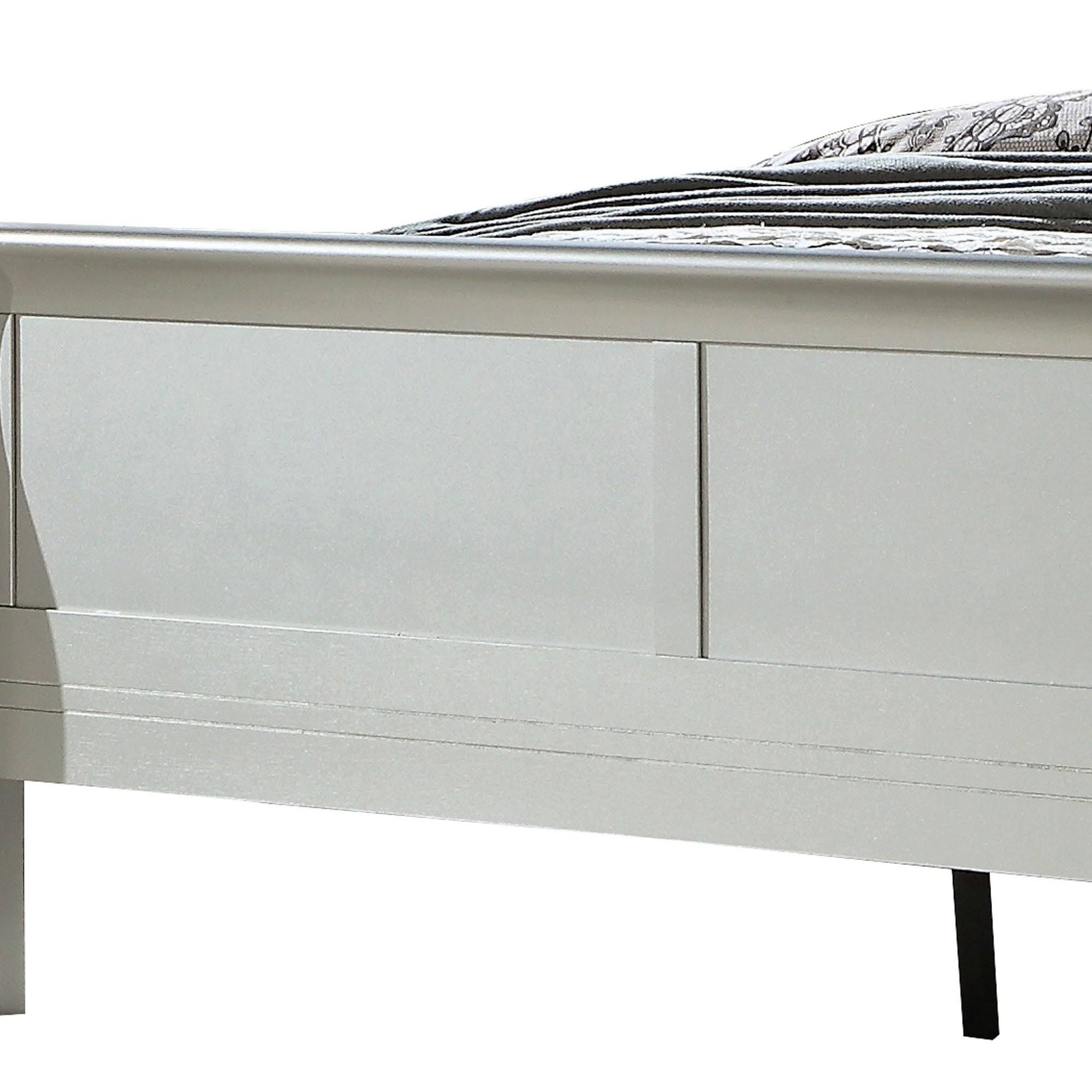 Silver Full Size Bed X38671