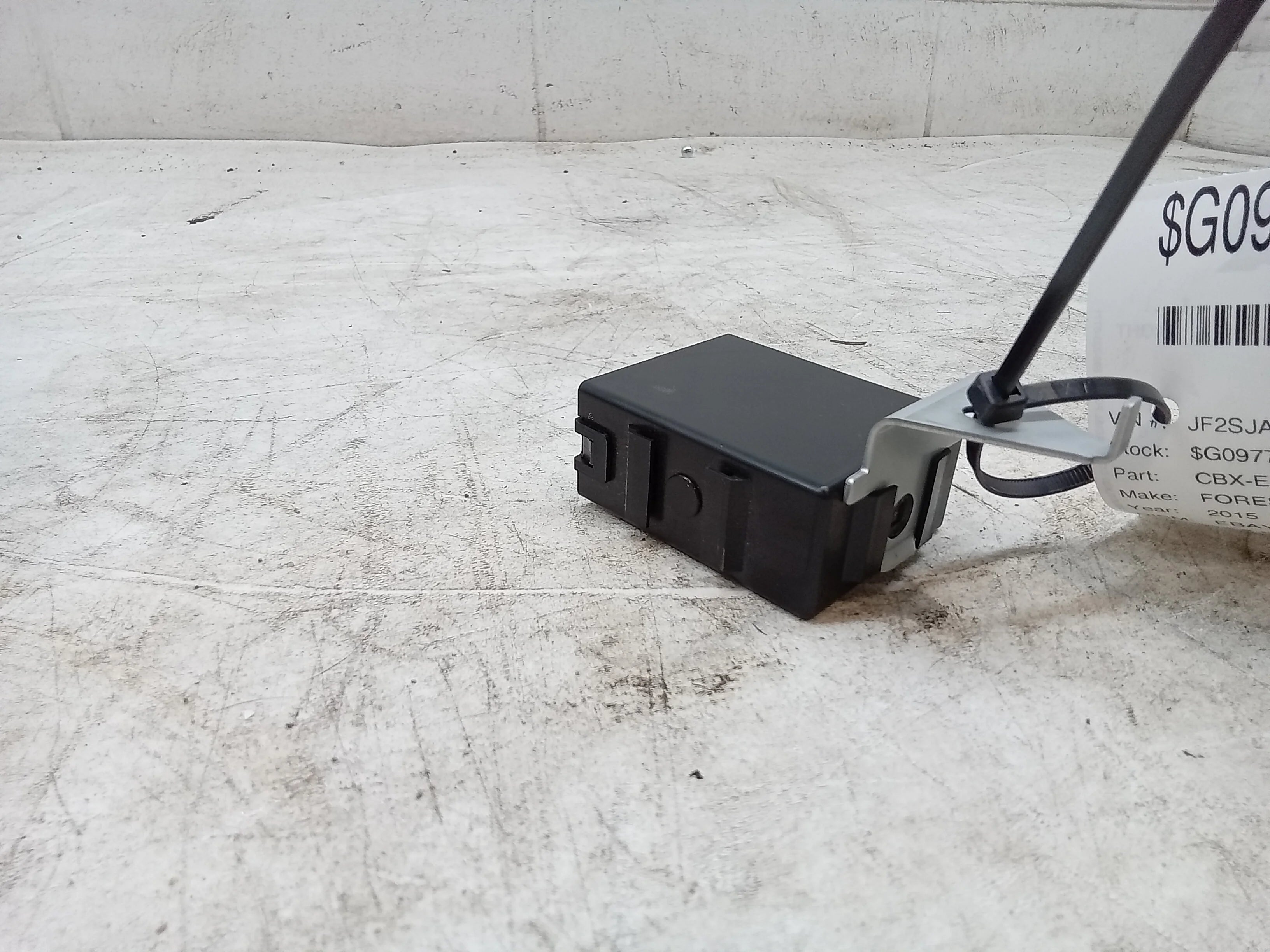 Pre-Owned Subaru Forester Suspension Control Module R905957