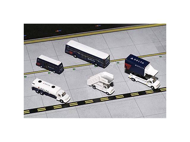 1:200 Scale Die-Cast Model Airport Service Vehicles F1795