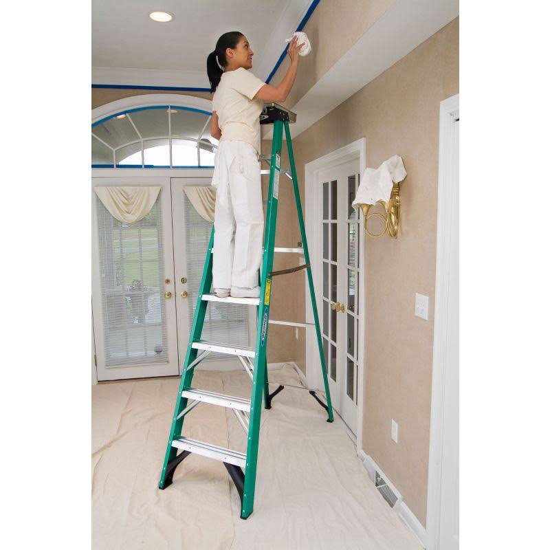 8 ft. Fiberglass Step Ladder N8102