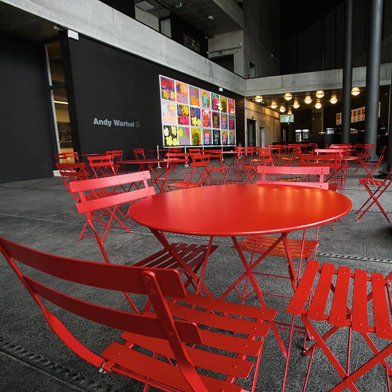 Round Bistro Table O77698