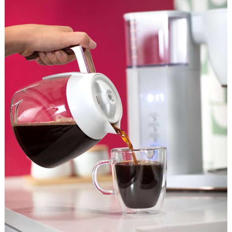 10 Cup Matte White Drip Coffee Maker with Glass Carafe L308418