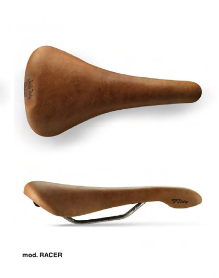 Black Saddle B745