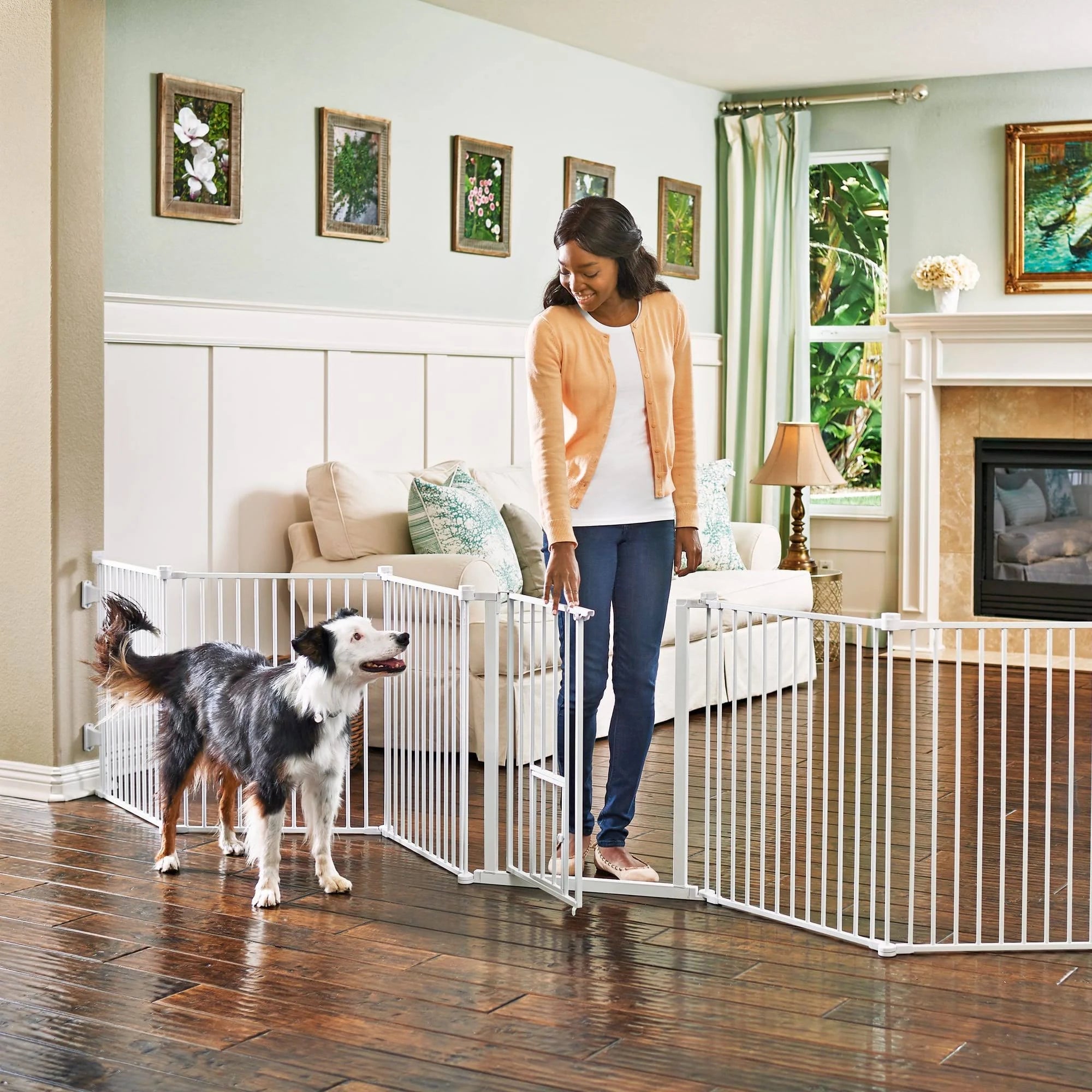 Convertible Walk-Thru Pet Gate and Play Yard O184389