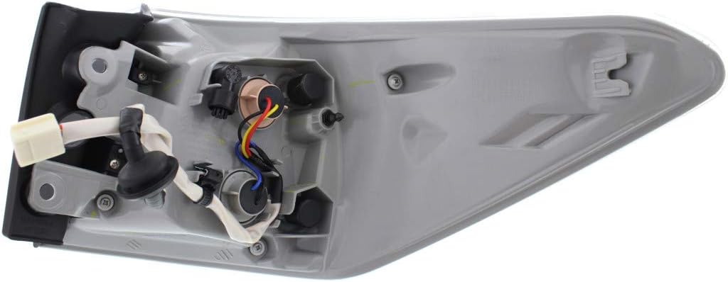 Tail Light Assembly Driver Side O93955