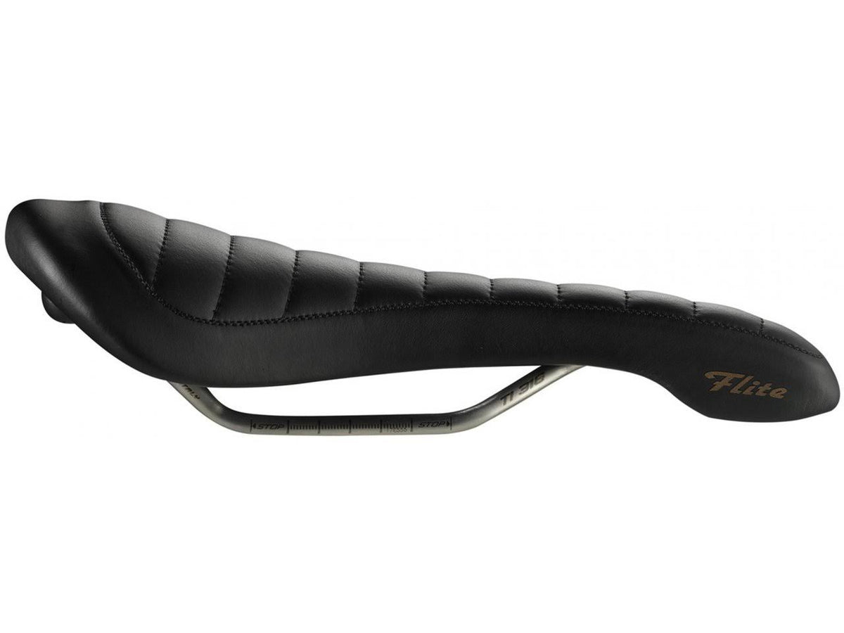 Black Saddle B745