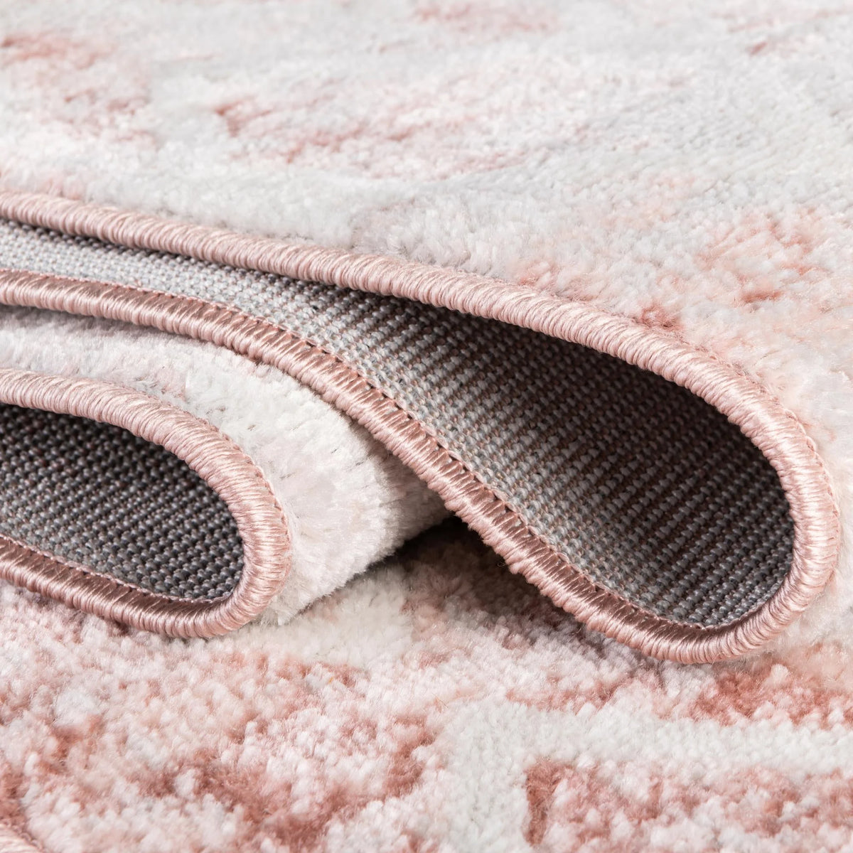 Oval Dusty Rose Low Rug P66678