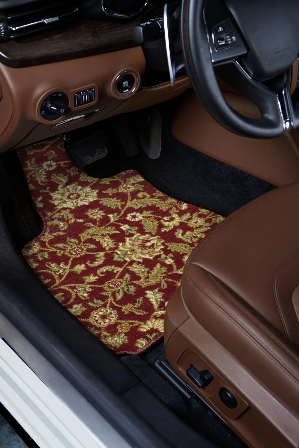 Red Oriental Car Mats with Rear Seat Down V4058