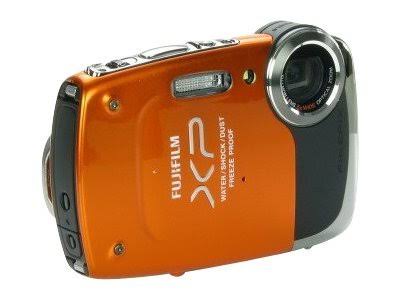 Compact 14.2 MP Digital Camera with 5x Optical Zoom G97185