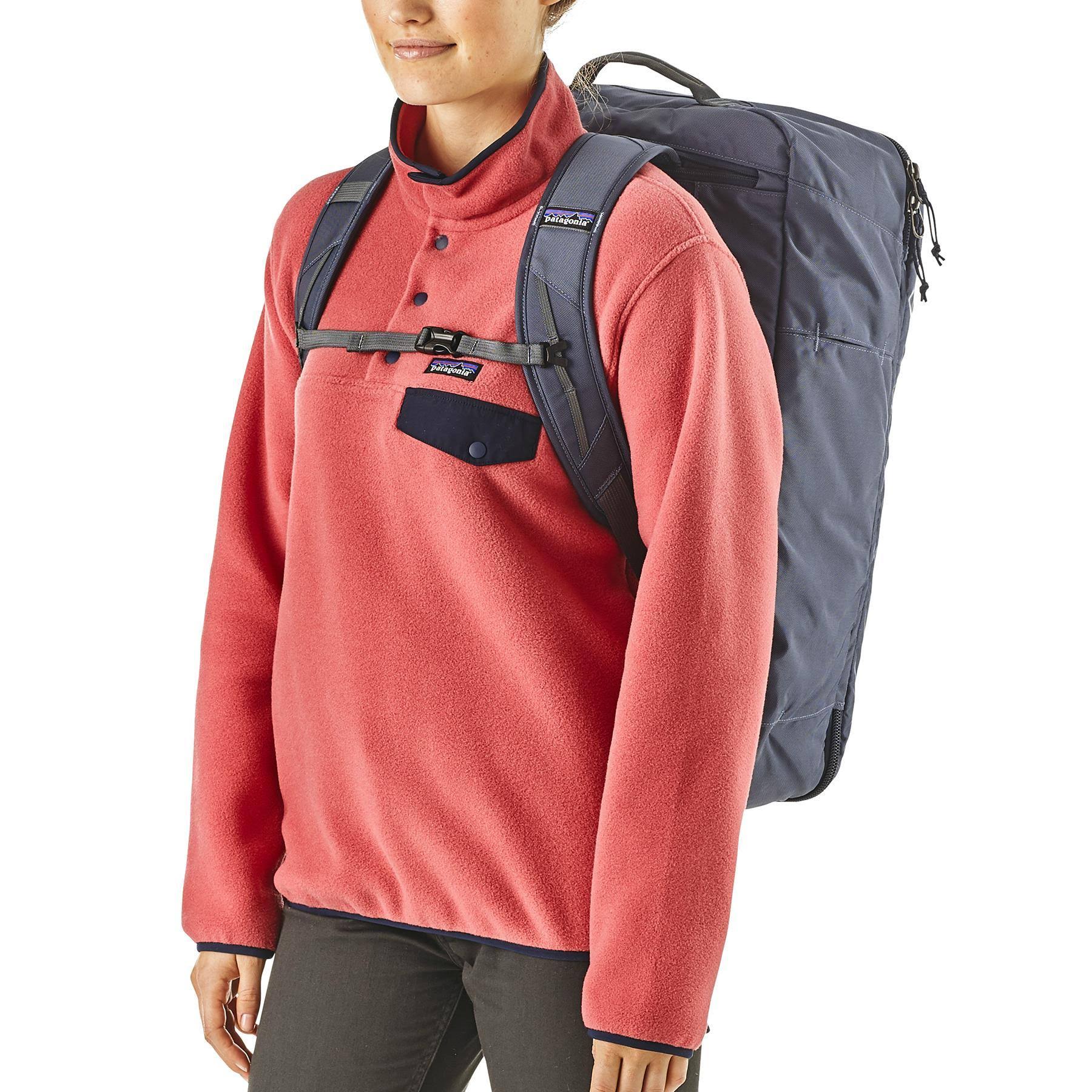 Black 45L Travel Pack D1945
