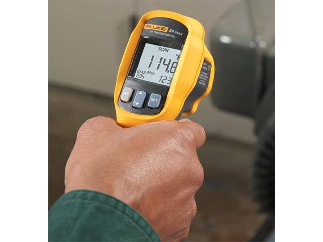 64 Max Fluke Thermometer Y9522