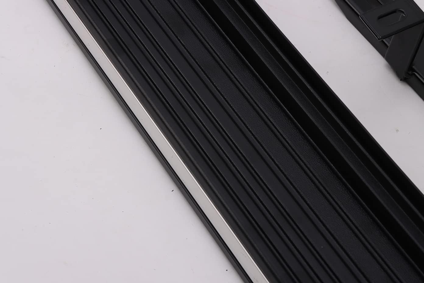 Side Steps Running Board Nerf Bar R1004