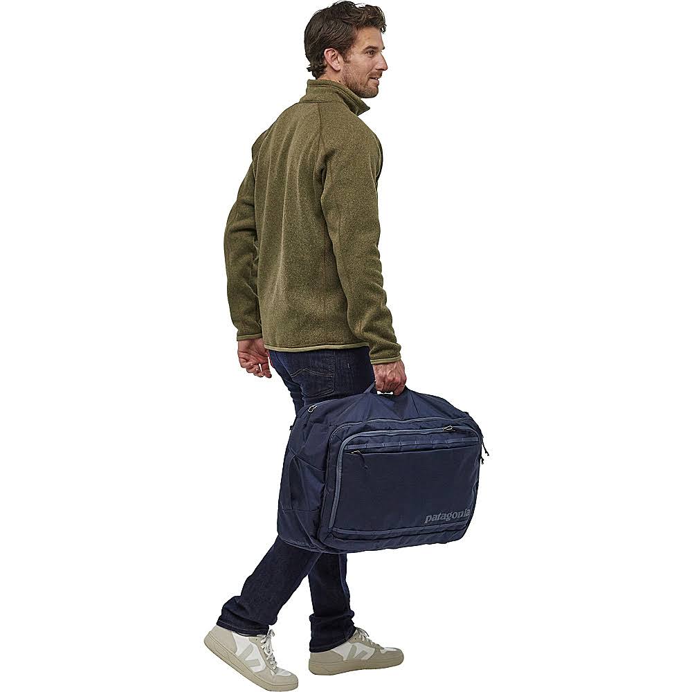 Black 45L Travel Pack D1945